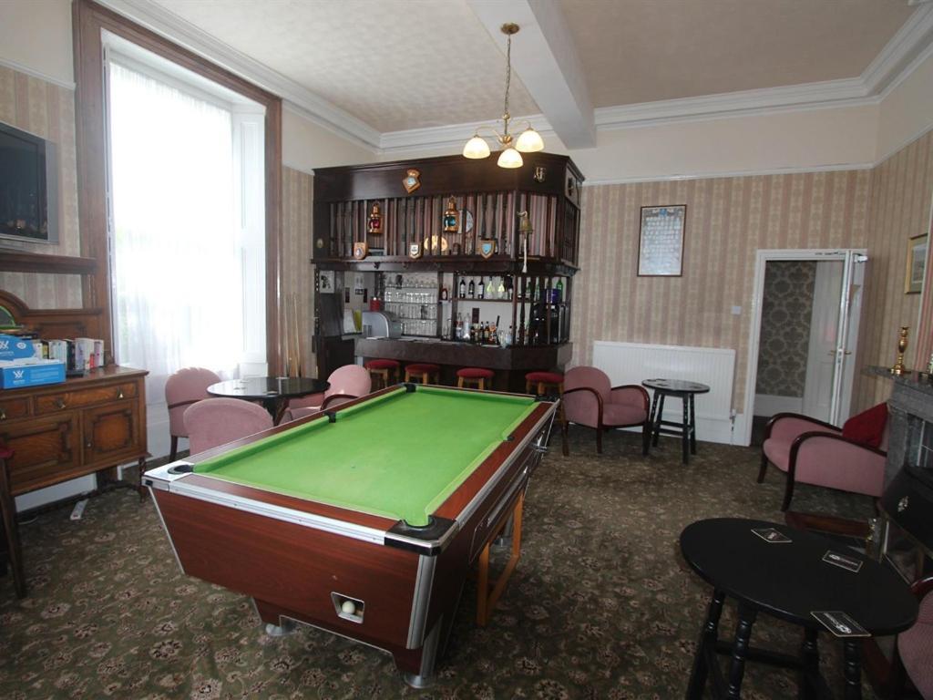 Spring Garden 2* Gosport